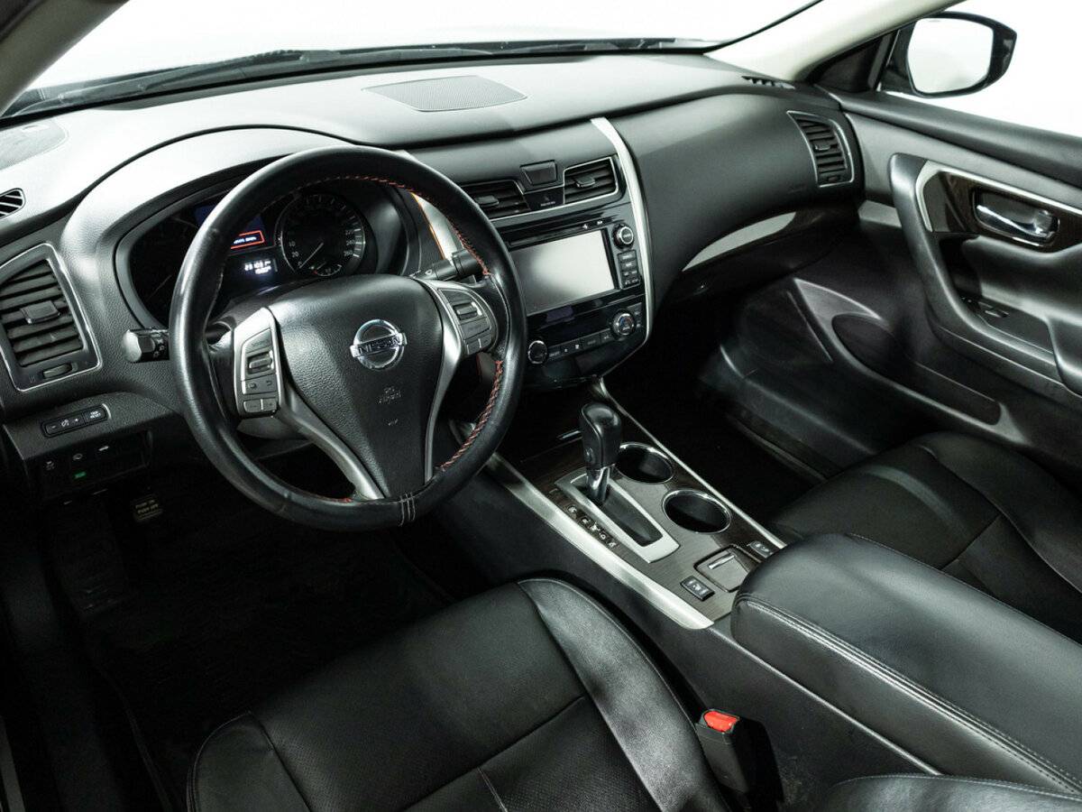 Купить Nissan Teana с пробегом. Фото: #9