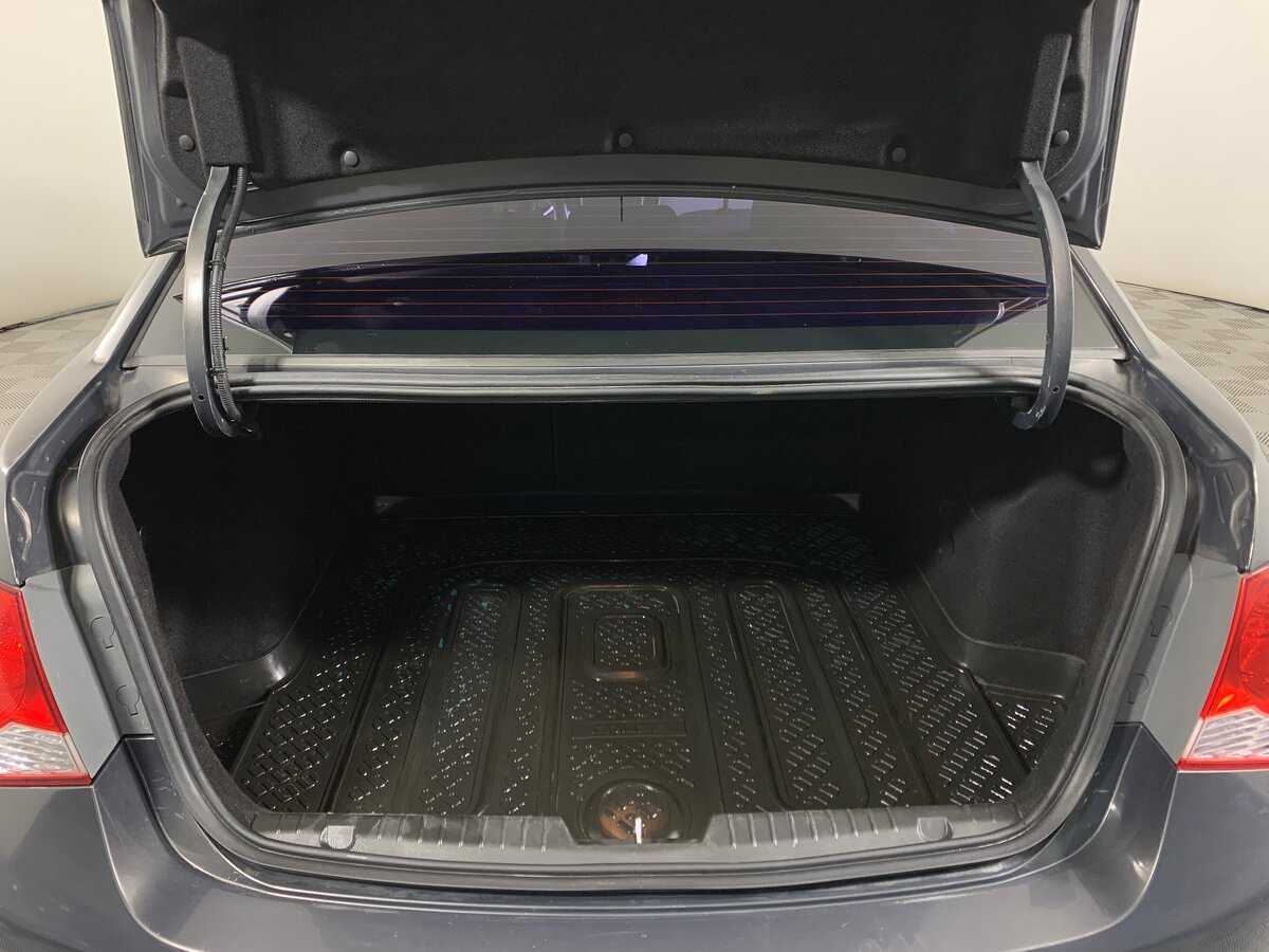 Купить Chevrolet Cruze с пробегом. Фото: #17