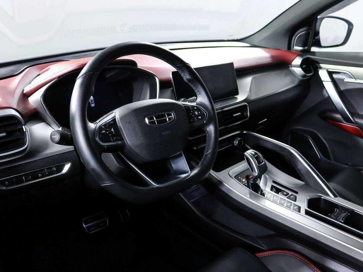 Купить Geely Coolray с пробегом. Фото: #13