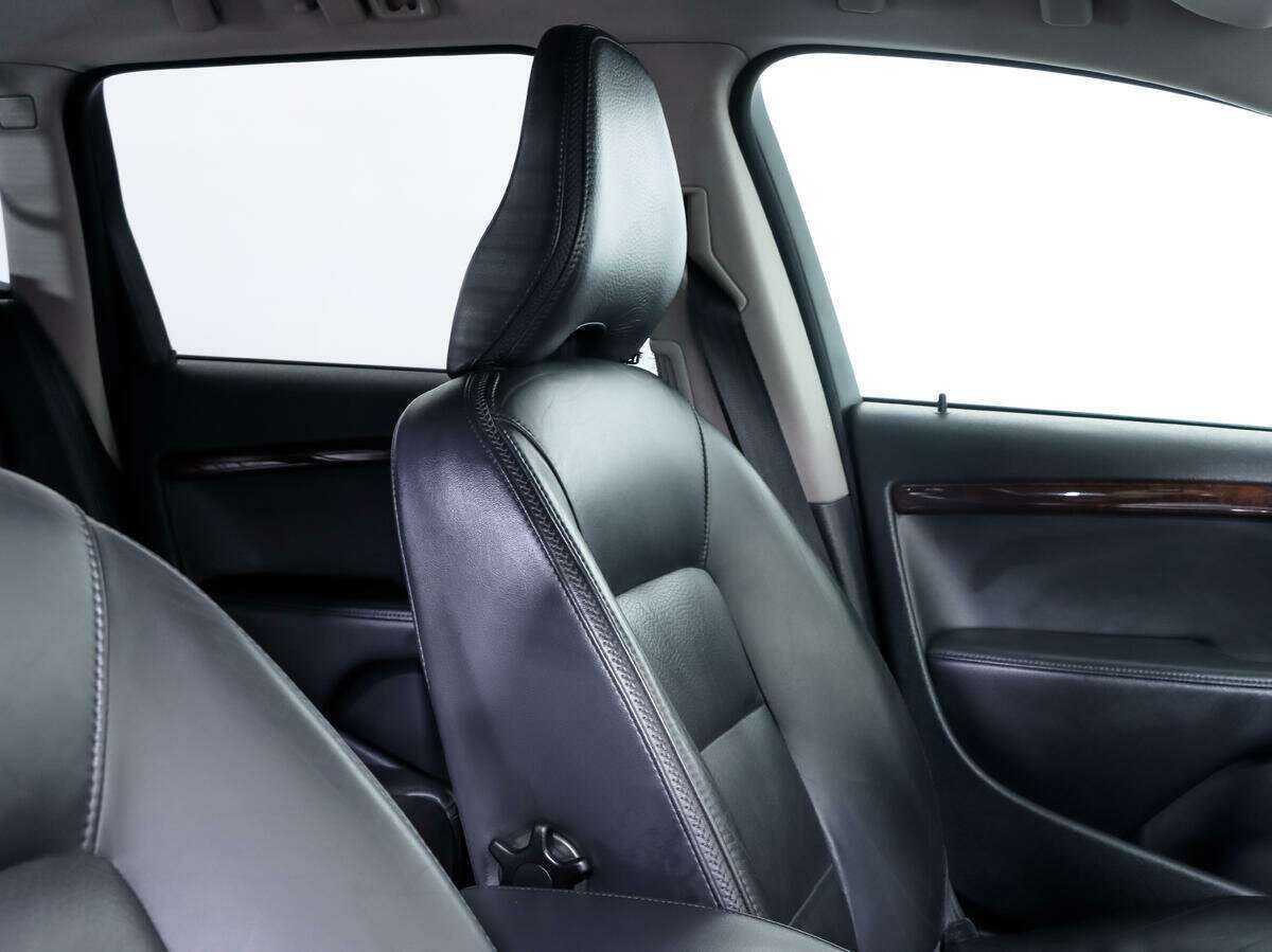 Купить Volvo XC70 с пробегом. Фото: #13