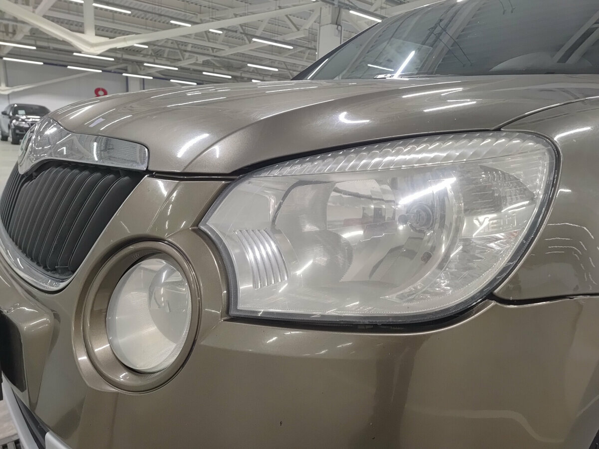 Купить Skoda Yeti с пробегом. Фото: #16