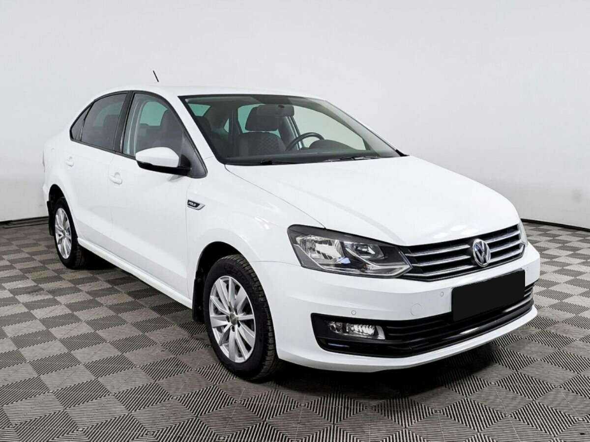 Купить Volkswagen Polo с пробегом. Фото: #2