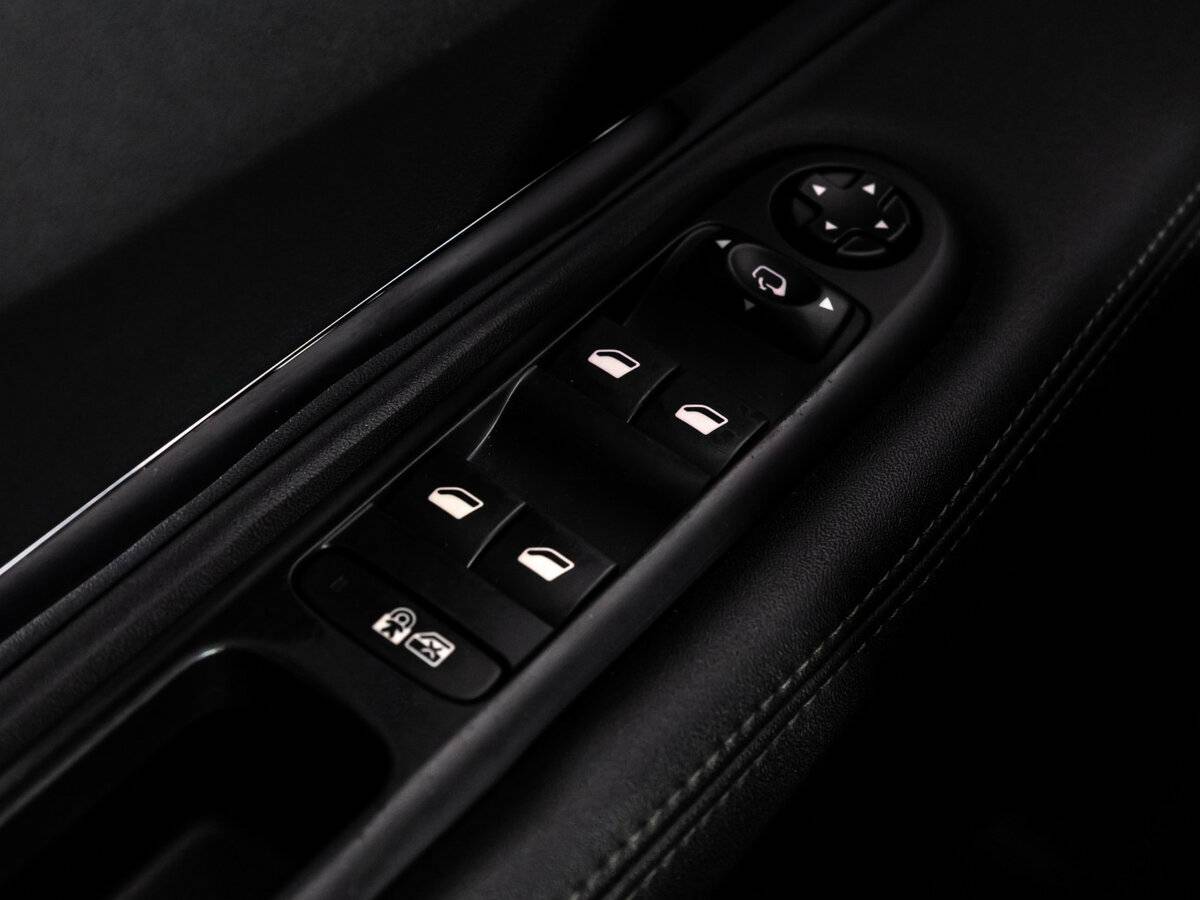 Купить Peugeot 3008 с пробегом. Фото: #18