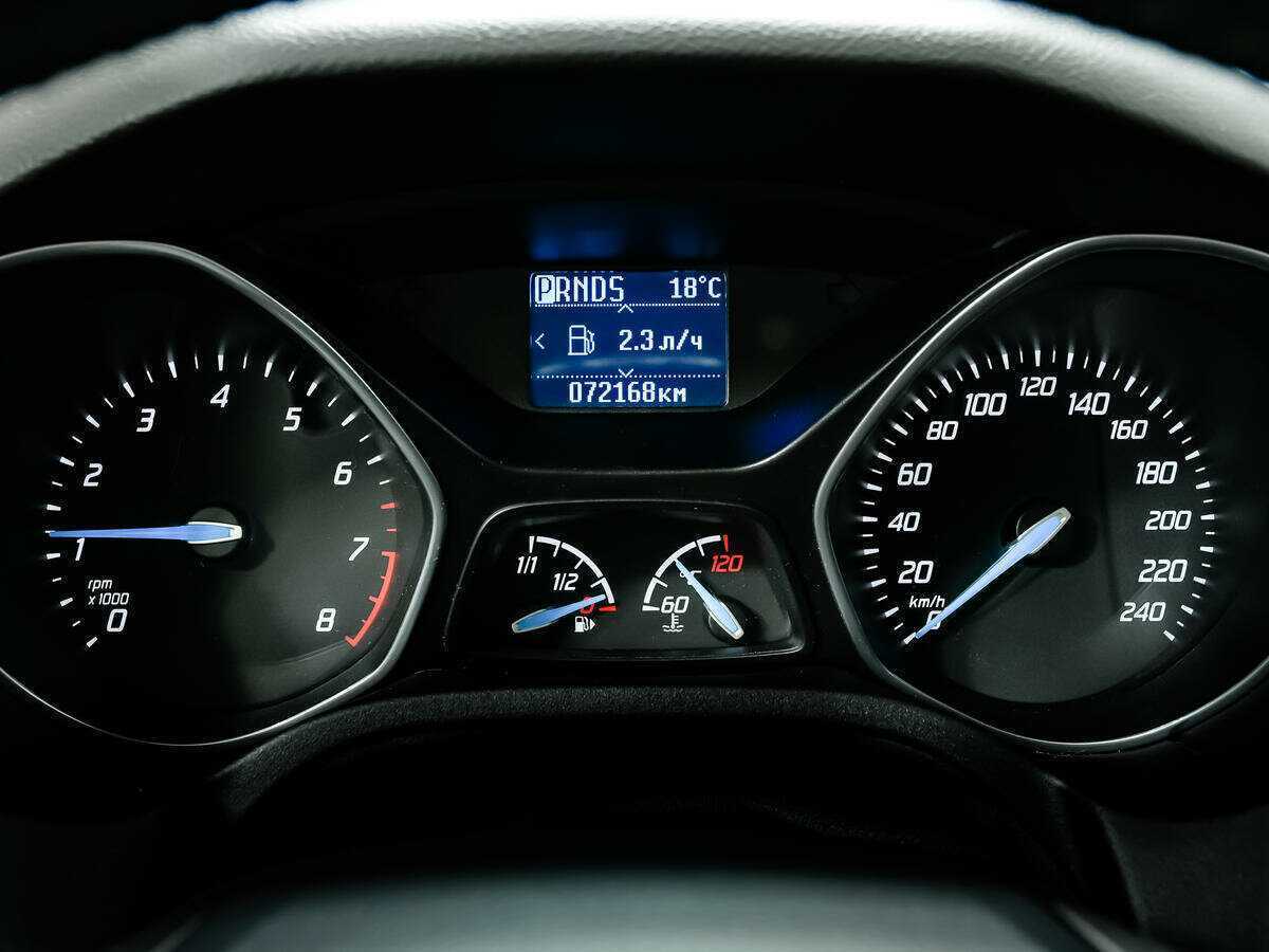Купить Ford Focus с пробегом. Фото: #9