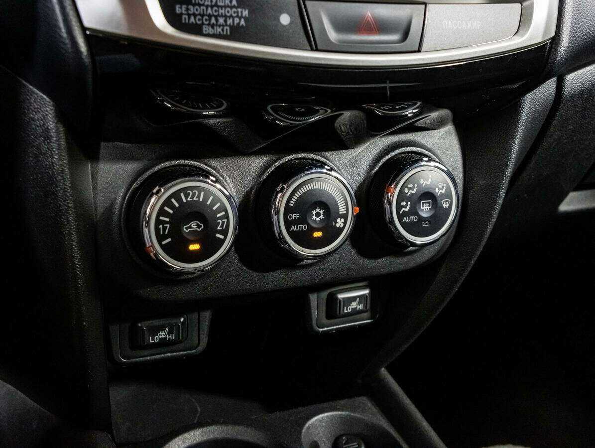 Купить Mitsubishi ASX с пробегом. Фото: #14