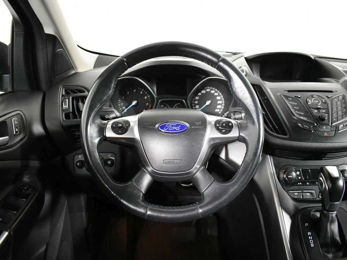 Купить Ford Kuga с пробегом. Фото: #9