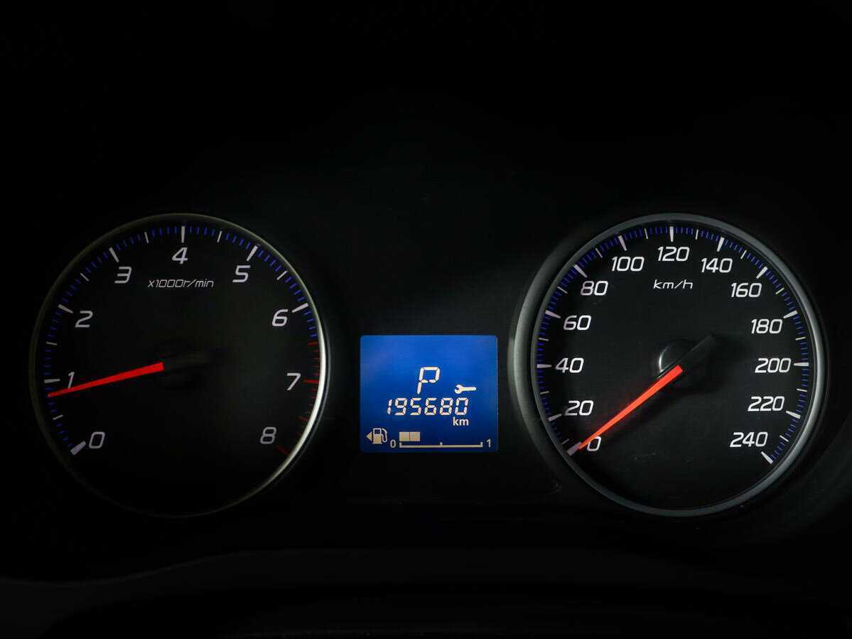 Купить Mitsubishi Outlander с пробегом. Фото: #8