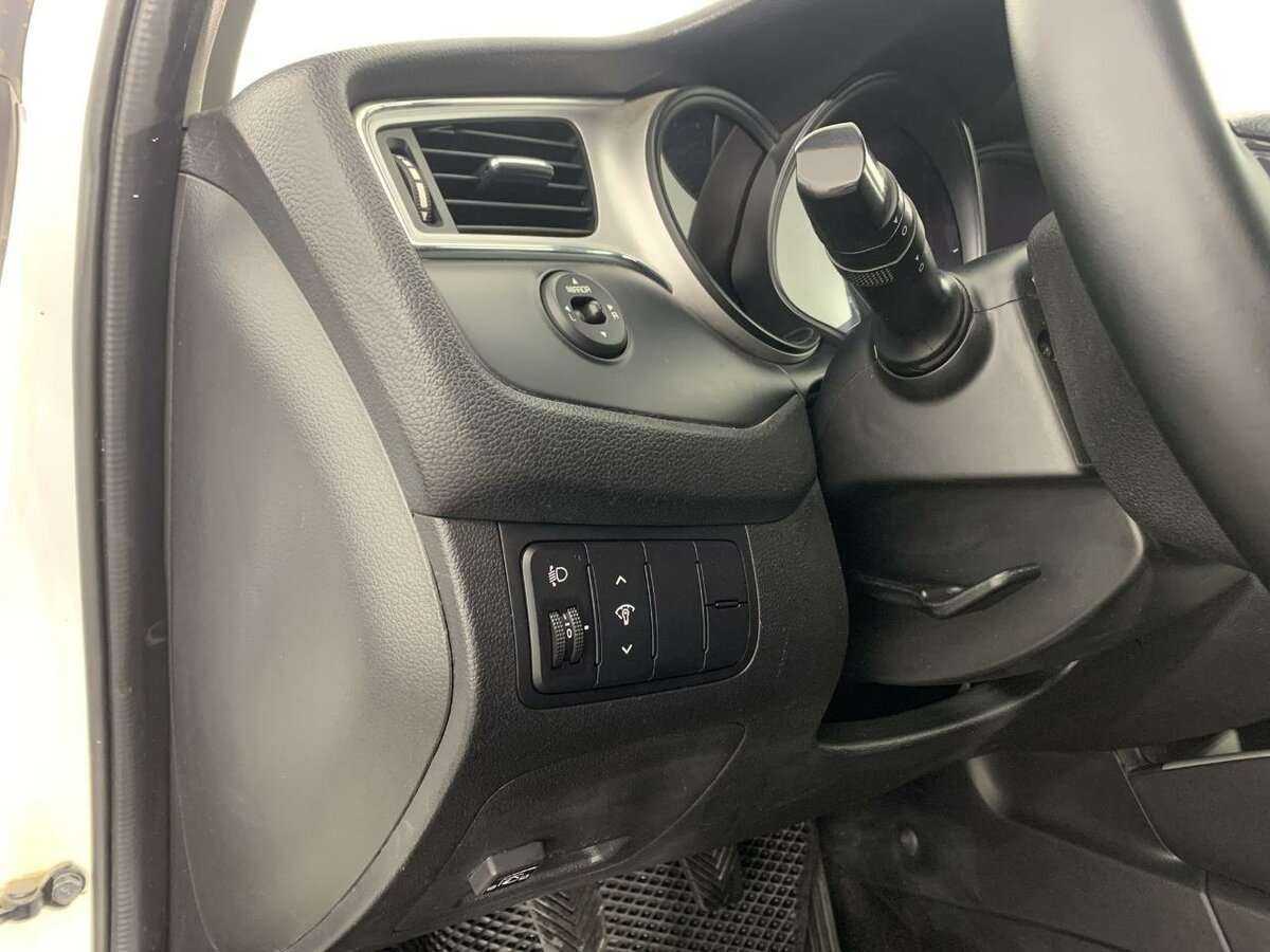 Купить Kia Ceed с пробегом. Фото: #8