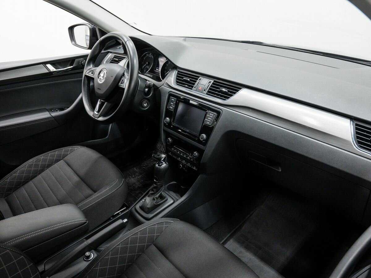 Купить Skoda Rapid с пробегом. Фото: #5