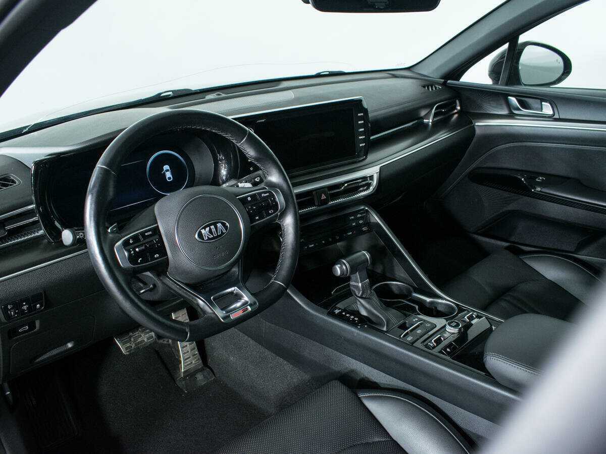 Купить Kia K5 с пробегом. Фото: #12