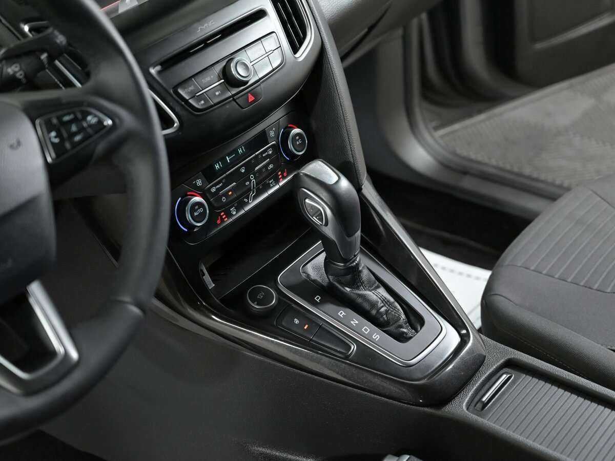 Купить Ford Focus с пробегом. Фото: #10