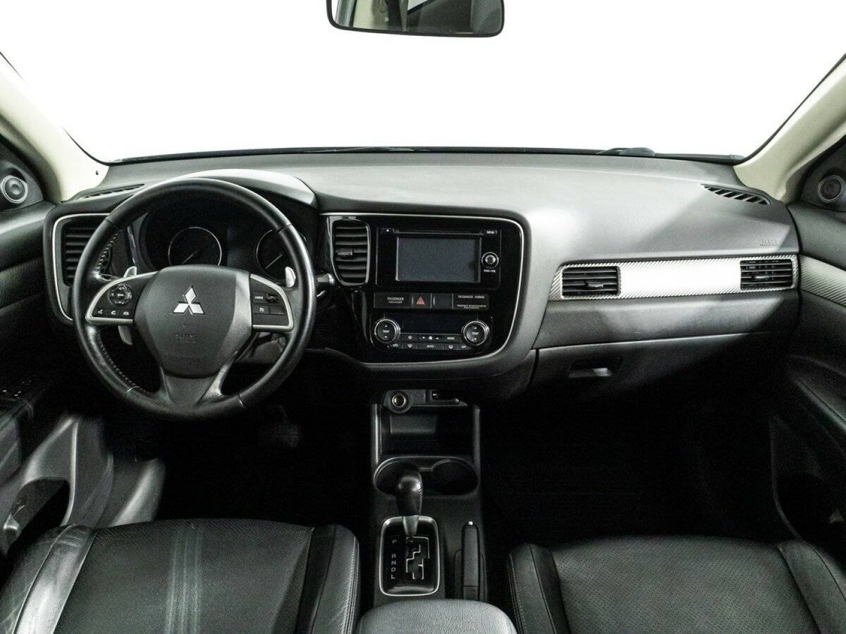 Купить Mitsubishi Outlander с пробегом. Фото: #12