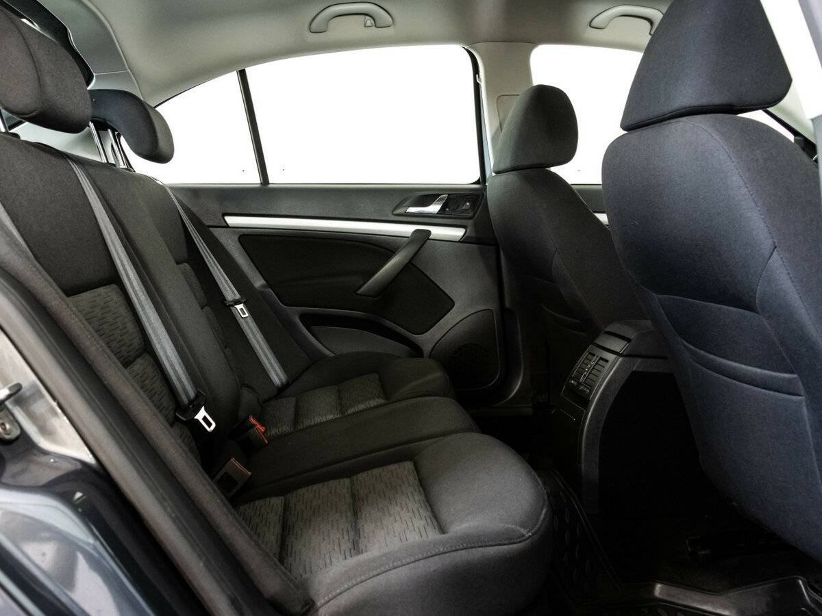 Купить Skoda Octavia с пробегом. Фото: #11