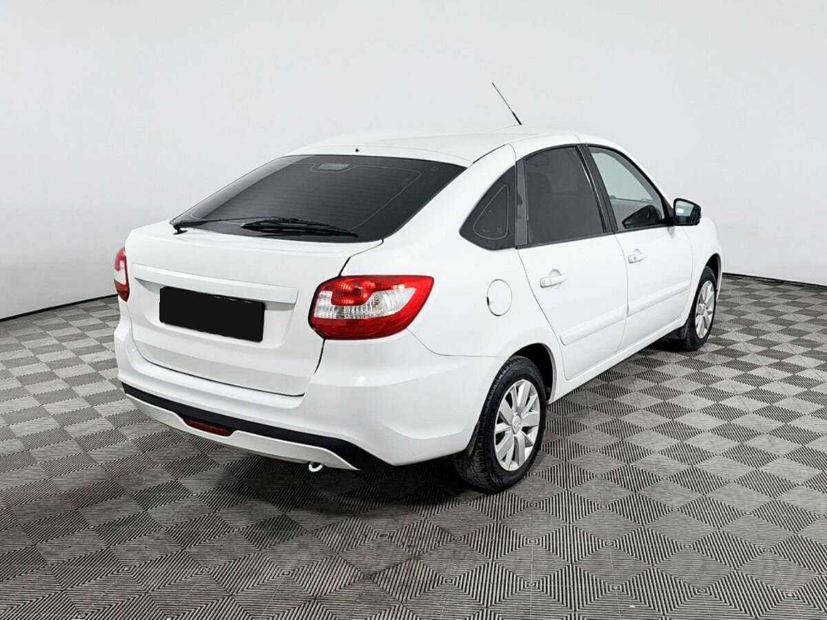 Купить Lada (ВАЗ) Granta с пробегом. Фото: #4