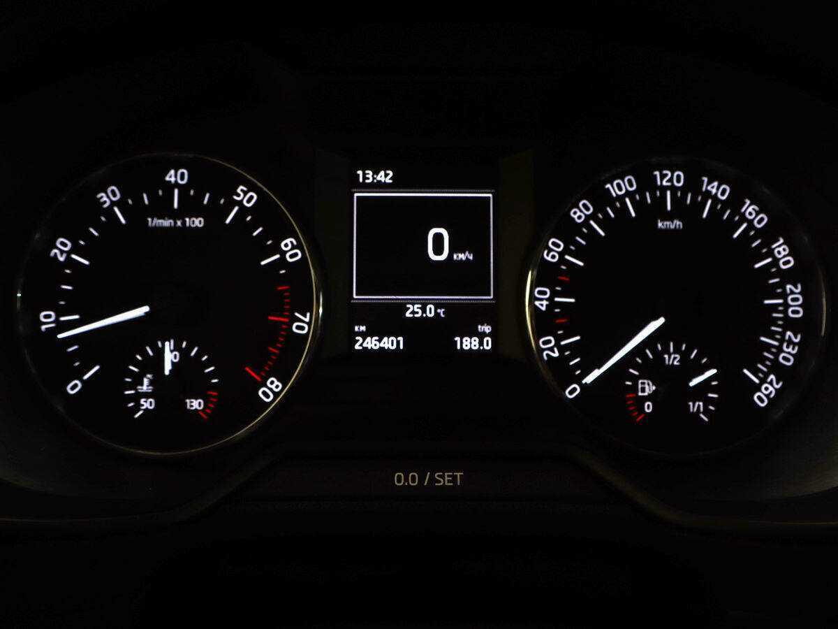 Купить Skoda Octavia с пробегом. Фото: #19