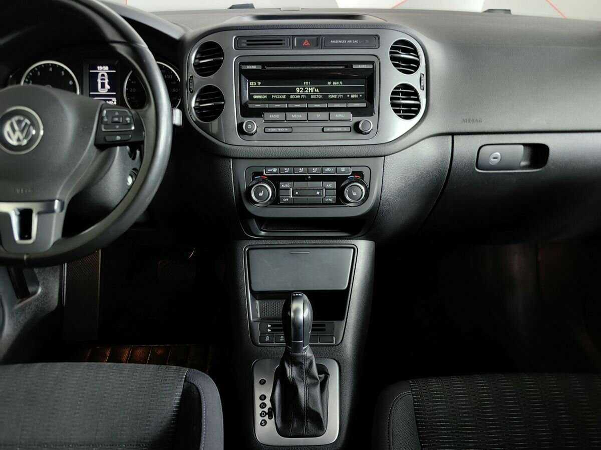 Купить Volkswagen Tiguan с пробегом. Фото: #10