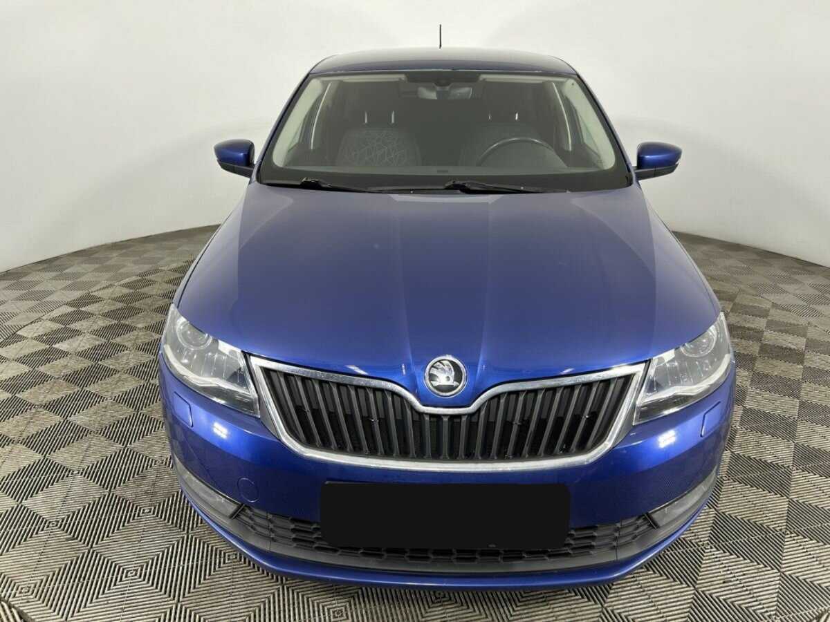Купить Skoda Rapid с пробегом. Фото: #1