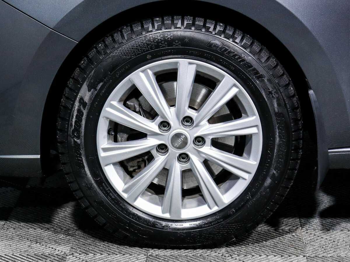 Купить Volkswagen Polo с пробегом. Фото: #14