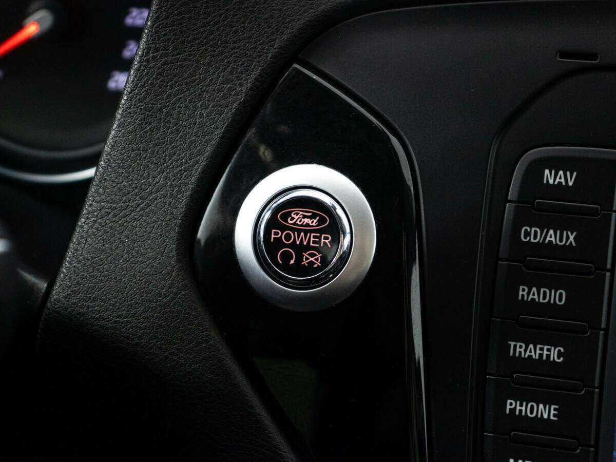 Купить Ford Mondeo с пробегом. Фото: #15