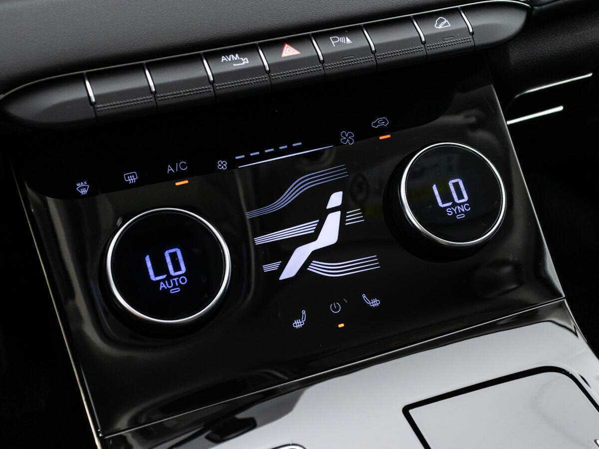 Купить EXEED LX с пробегом. Фото: #19