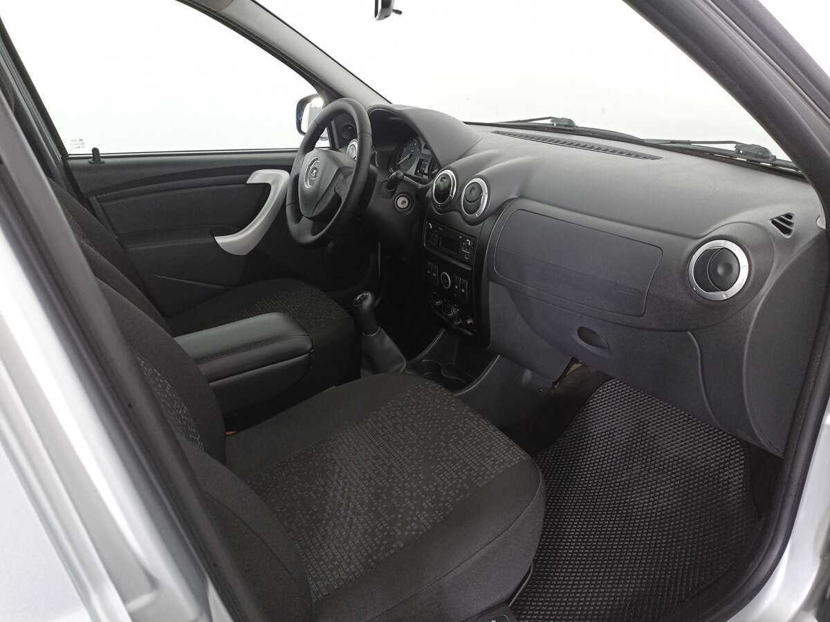 Купить Lada (ВАЗ) Largus с пробегом. Фото: #9