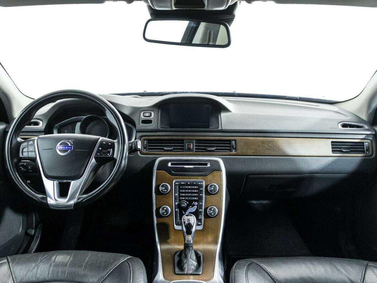 Купить Volvo XC70 с пробегом. Фото: #12