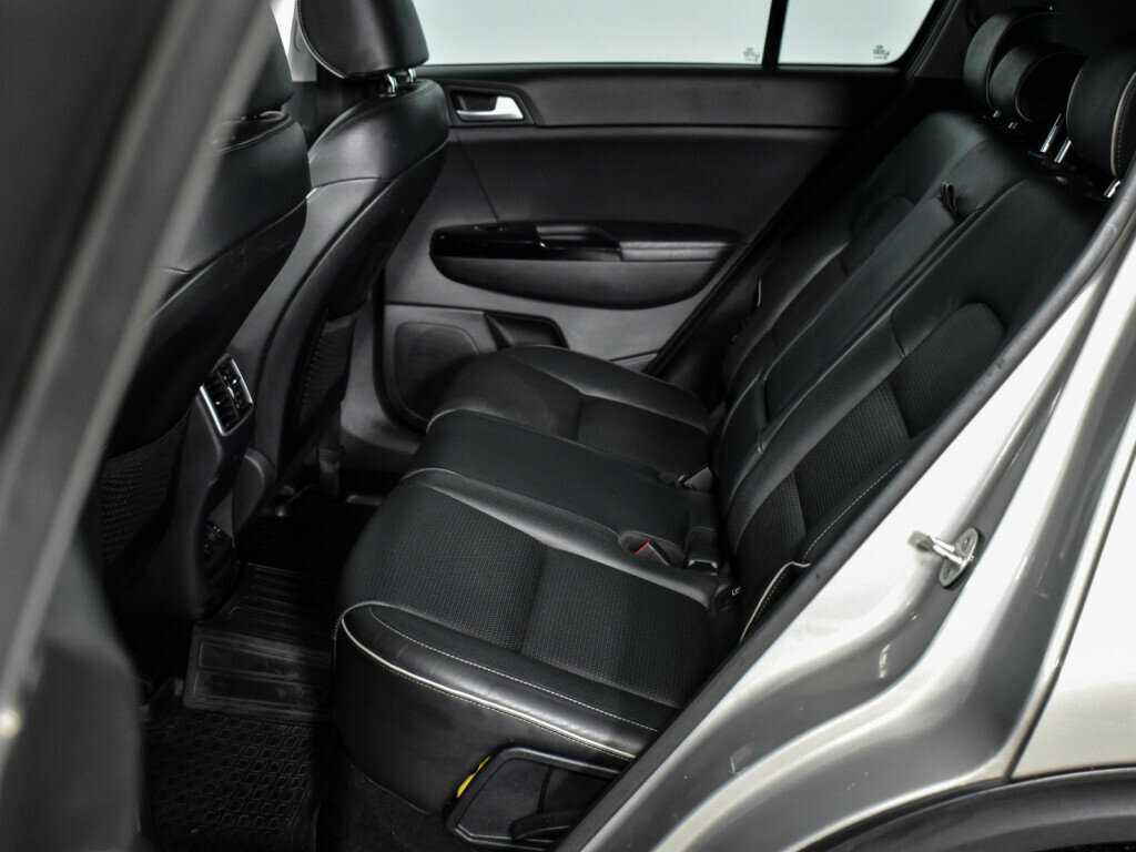 Купить Kia Sportage с пробегом. Фото: #11