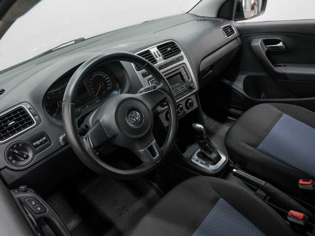 Купить Volkswagen Polo с пробегом. Фото: #10