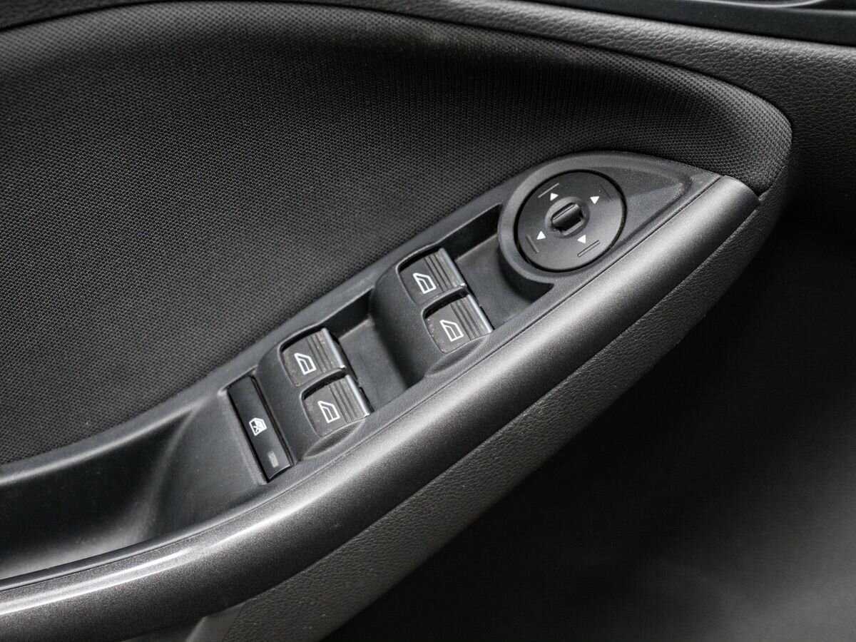 Купить Ford Focus с пробегом. Фото: #14