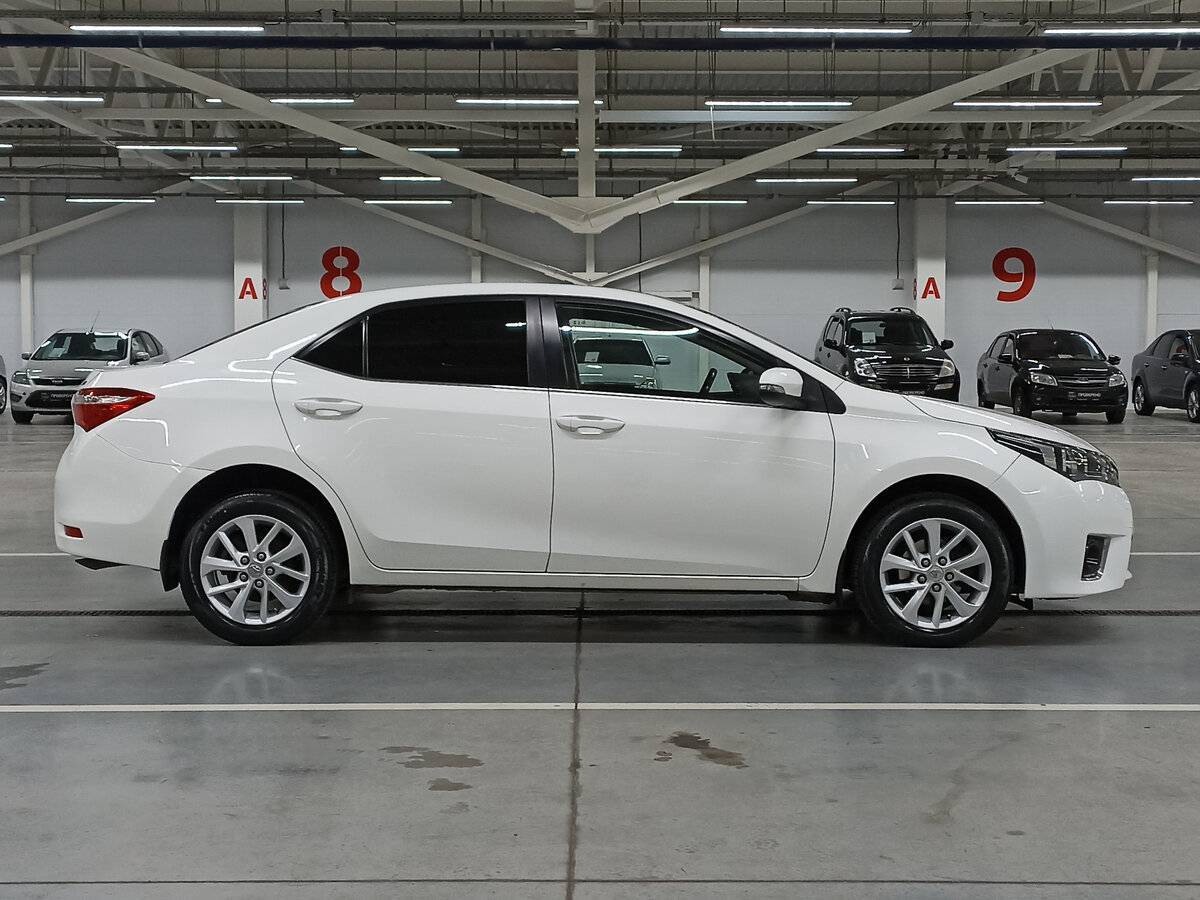 Купить Toyota Corolla с пробегом. Фото: #3