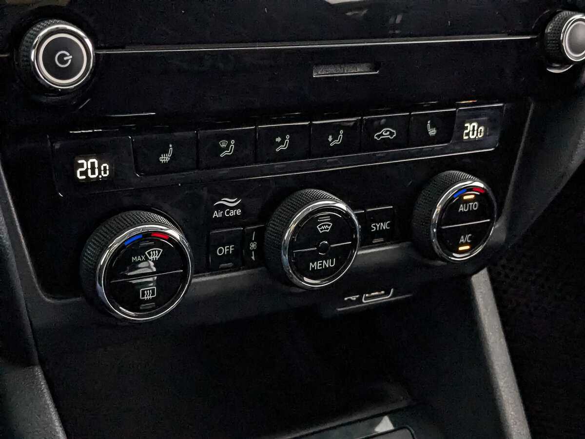 Купить Skoda Octavia с пробегом. Фото: #20