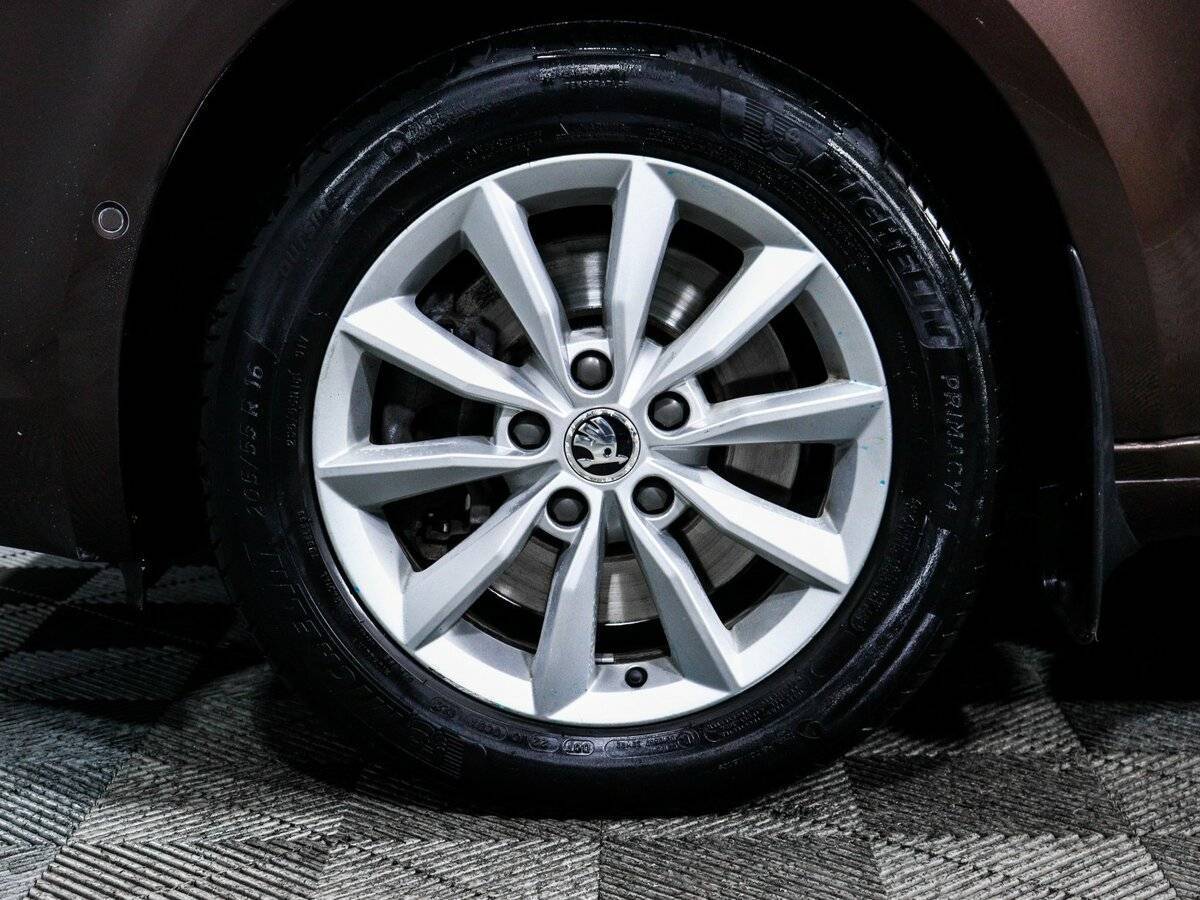 Купить Skoda Octavia с пробегом. Фото: #14