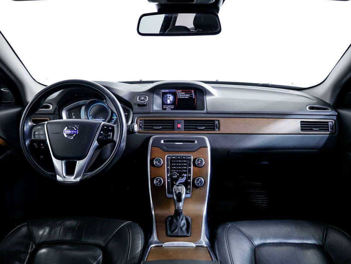 Купить Volvo XC70 с пробегом. Фото: #8