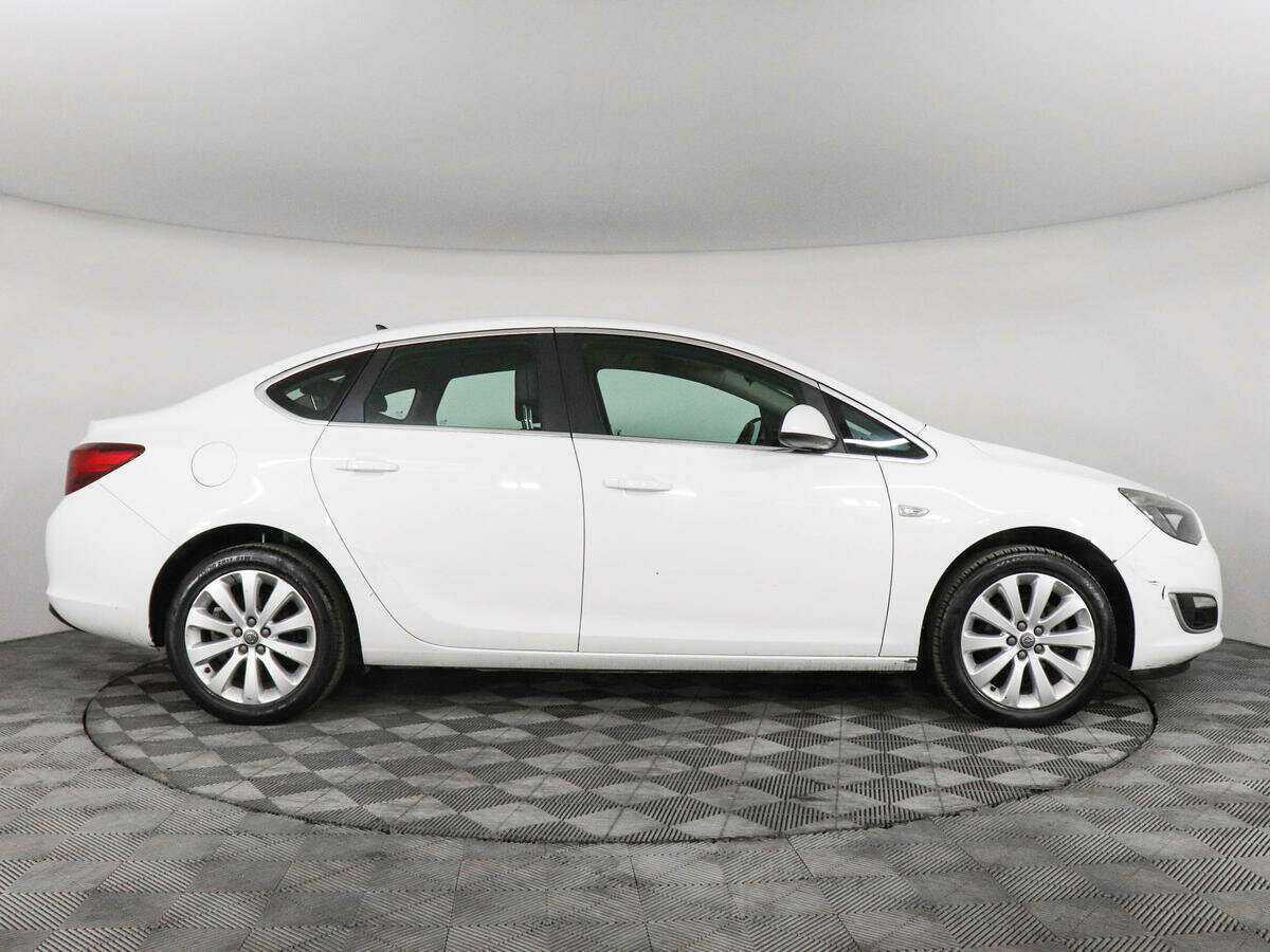 Купить Opel Astra с пробегом. Фото: #3