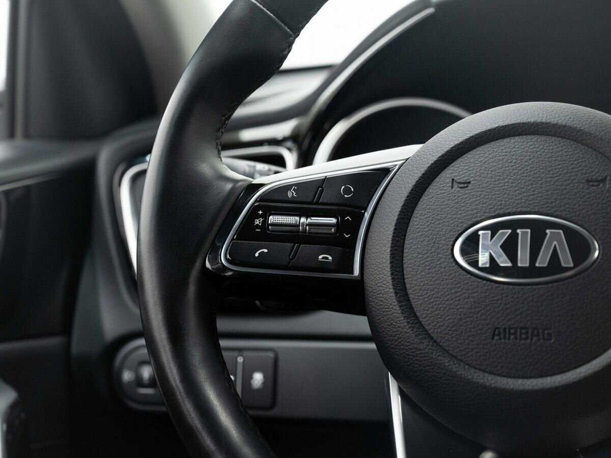Купить Kia Ceed с пробегом. Фото: #15