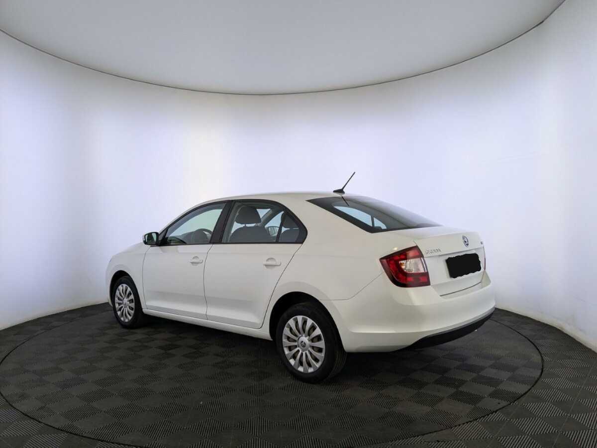 Купить Skoda Rapid с пробегом. Фото: #6