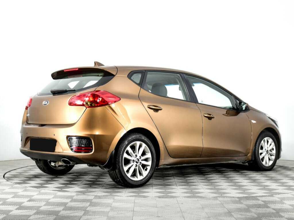 Купить Kia Ceed с пробегом. Фото: #4
