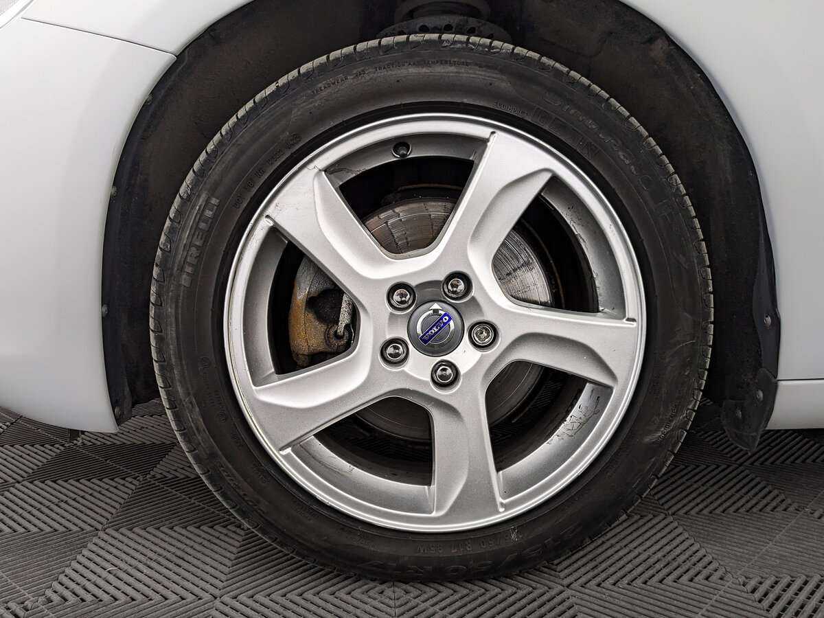 Купить Volvo S60 с пробегом. Фото: #10