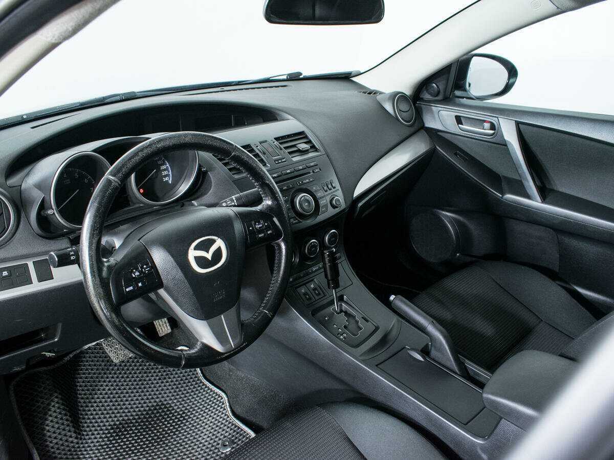 Купить Mazda 3 с пробегом. Фото: #12