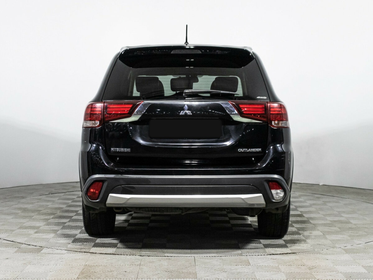 Купить Mitsubishi Outlander с пробегом. Фото: #4