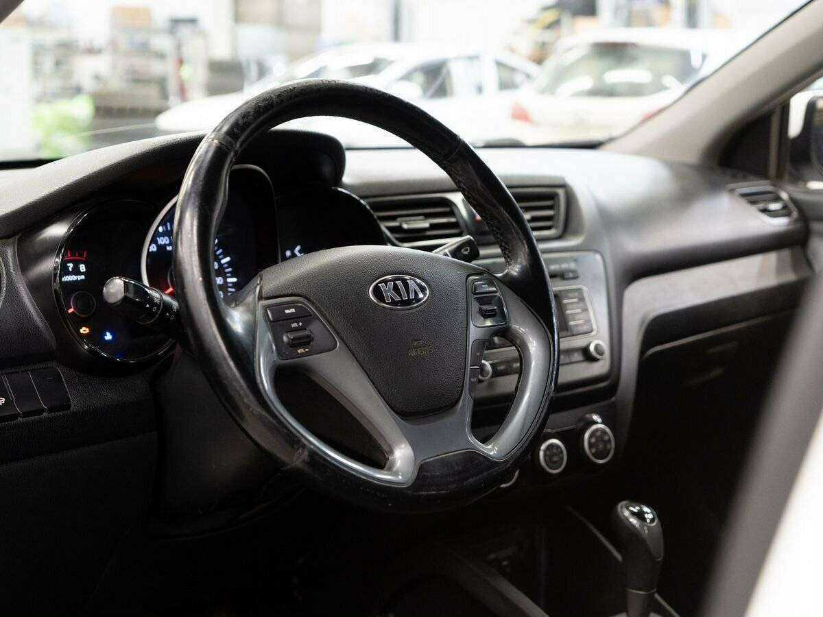Купить Kia Rio с пробегом. Фото: #4