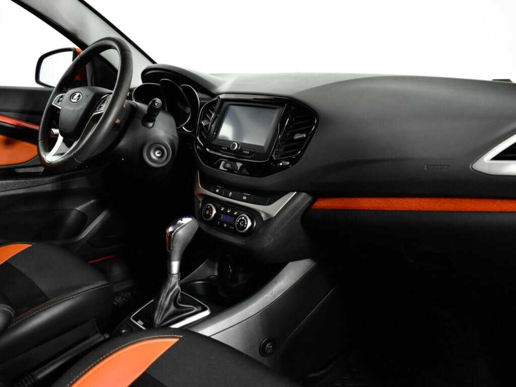 Купить Lada (ВАЗ) Vesta с пробегом. Фото: #8