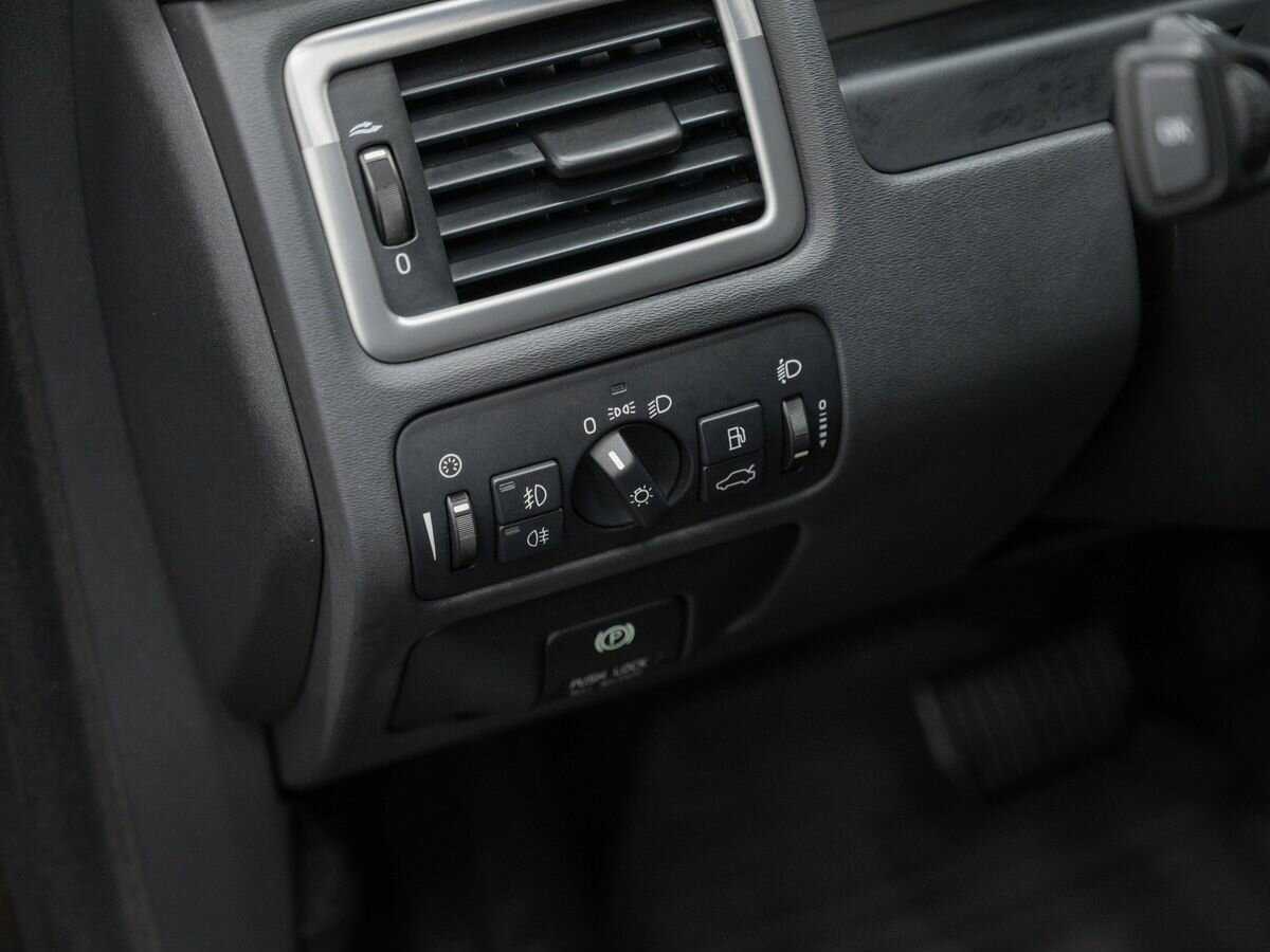 Купить Volvo S80 с пробегом. Фото: #14