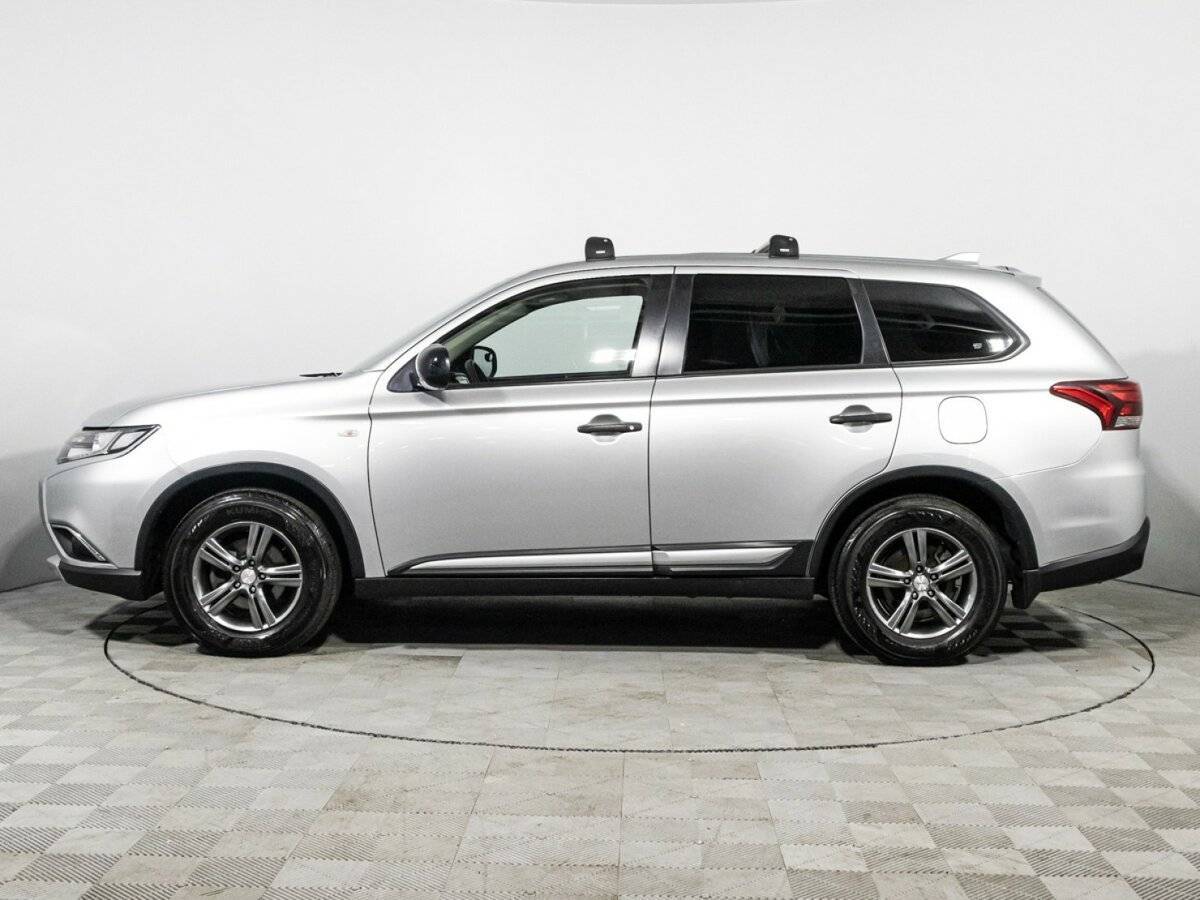 Купить Mitsubishi Outlander с пробегом. Фото: #7