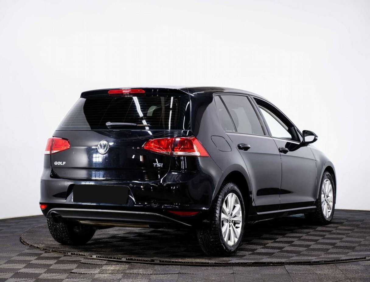 Купить Volkswagen Golf с пробегом. Фото: #4