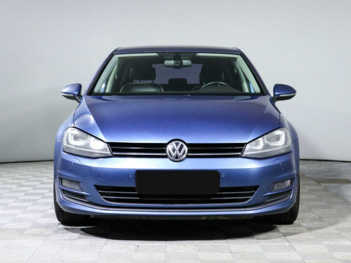 Купить Volkswagen Golf с пробегом. Фото: #1