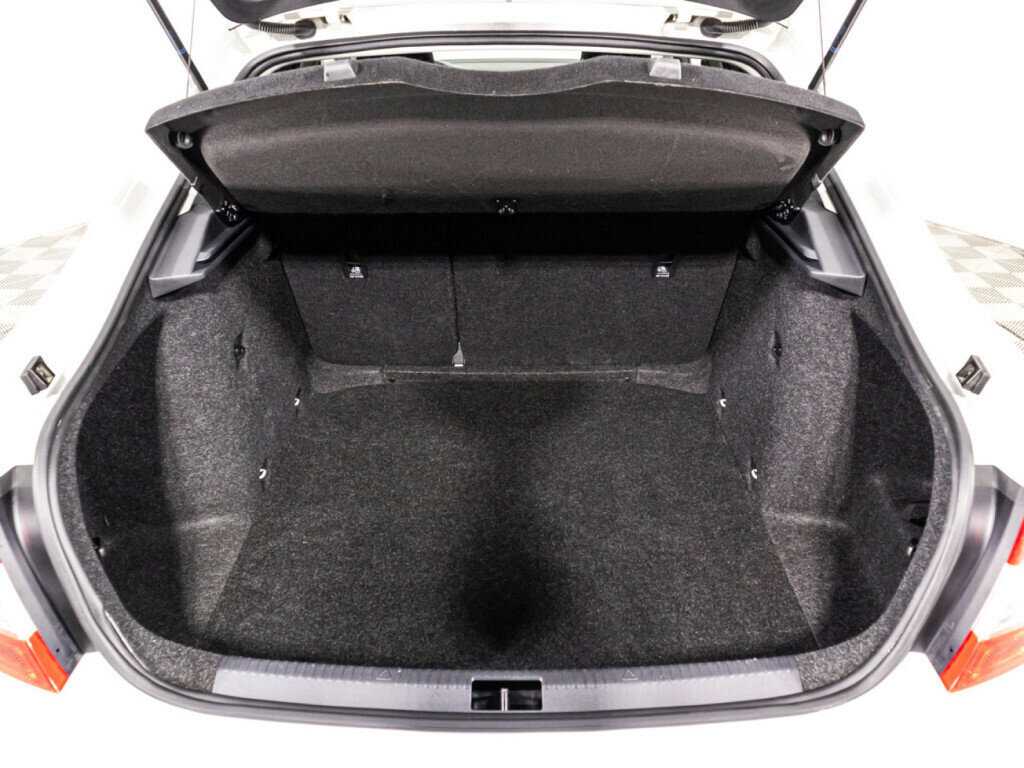 Купить Skoda Octavia с пробегом. Фото: #14