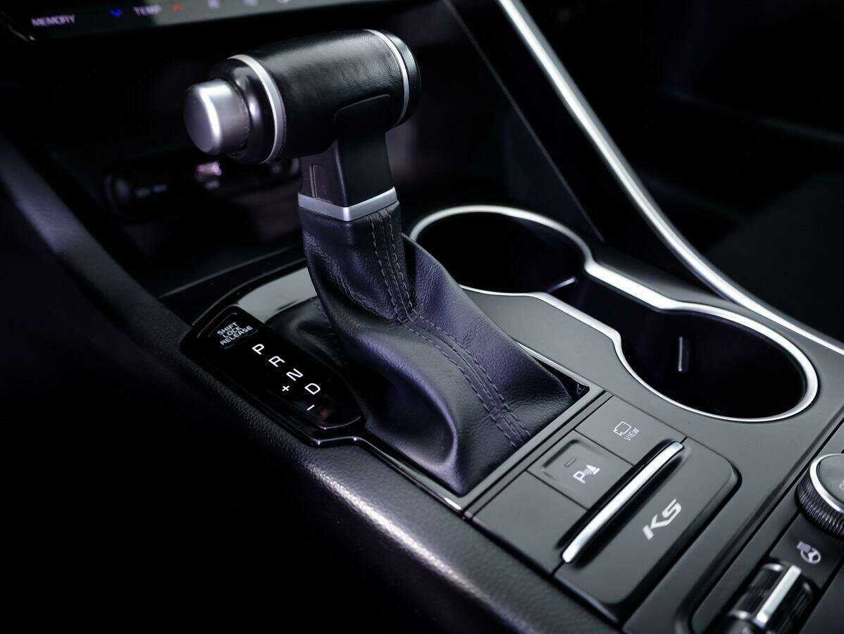 Купить Kia K5 с пробегом. Фото: #13