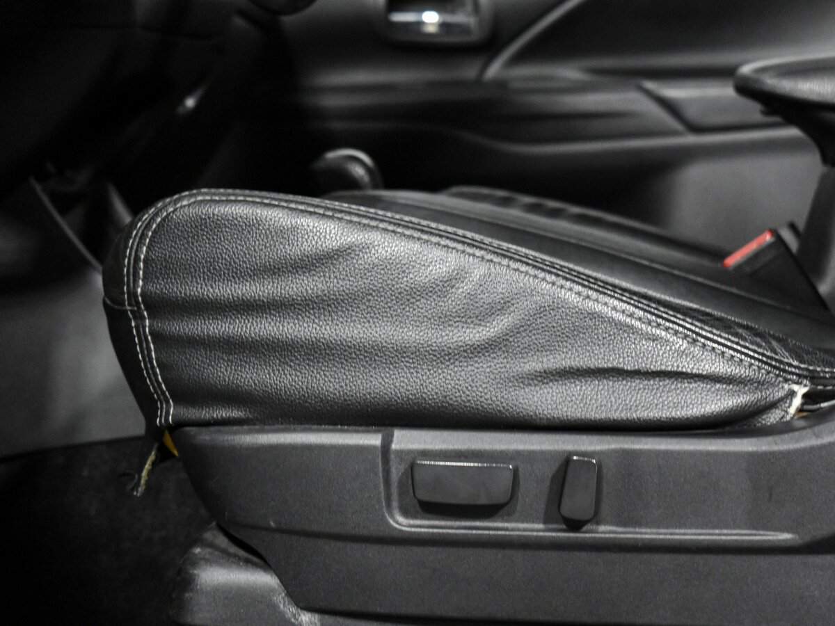 Купить Mitsubishi Outlander с пробегом. Фото: #7