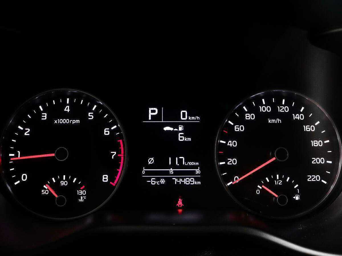 Купить Kia Rio с пробегом. Фото: #8